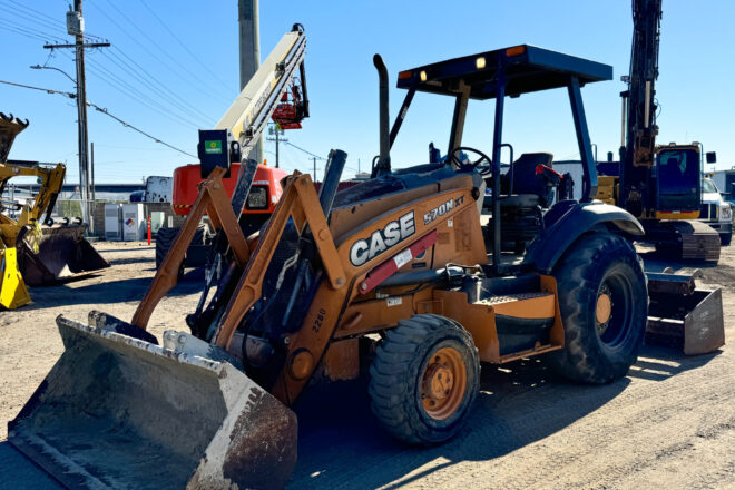 2014 Case 570N XT 4×4 Skip Loader